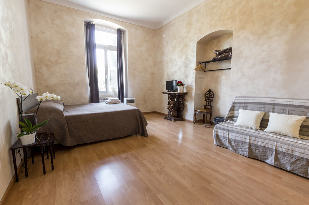Cavour Guest House Ventimiglia Exterior photo