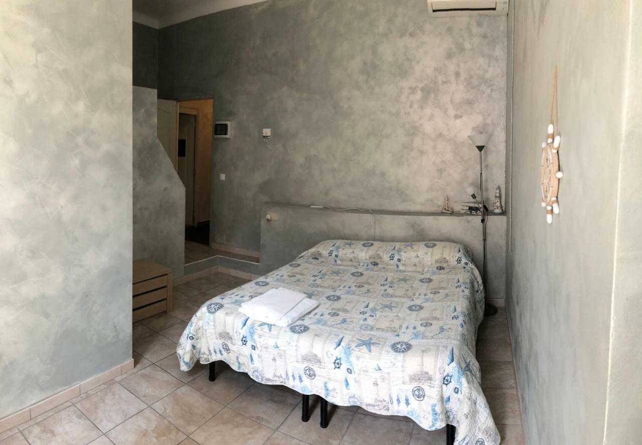 Cavour Guest House Ventimiglia Exterior photo